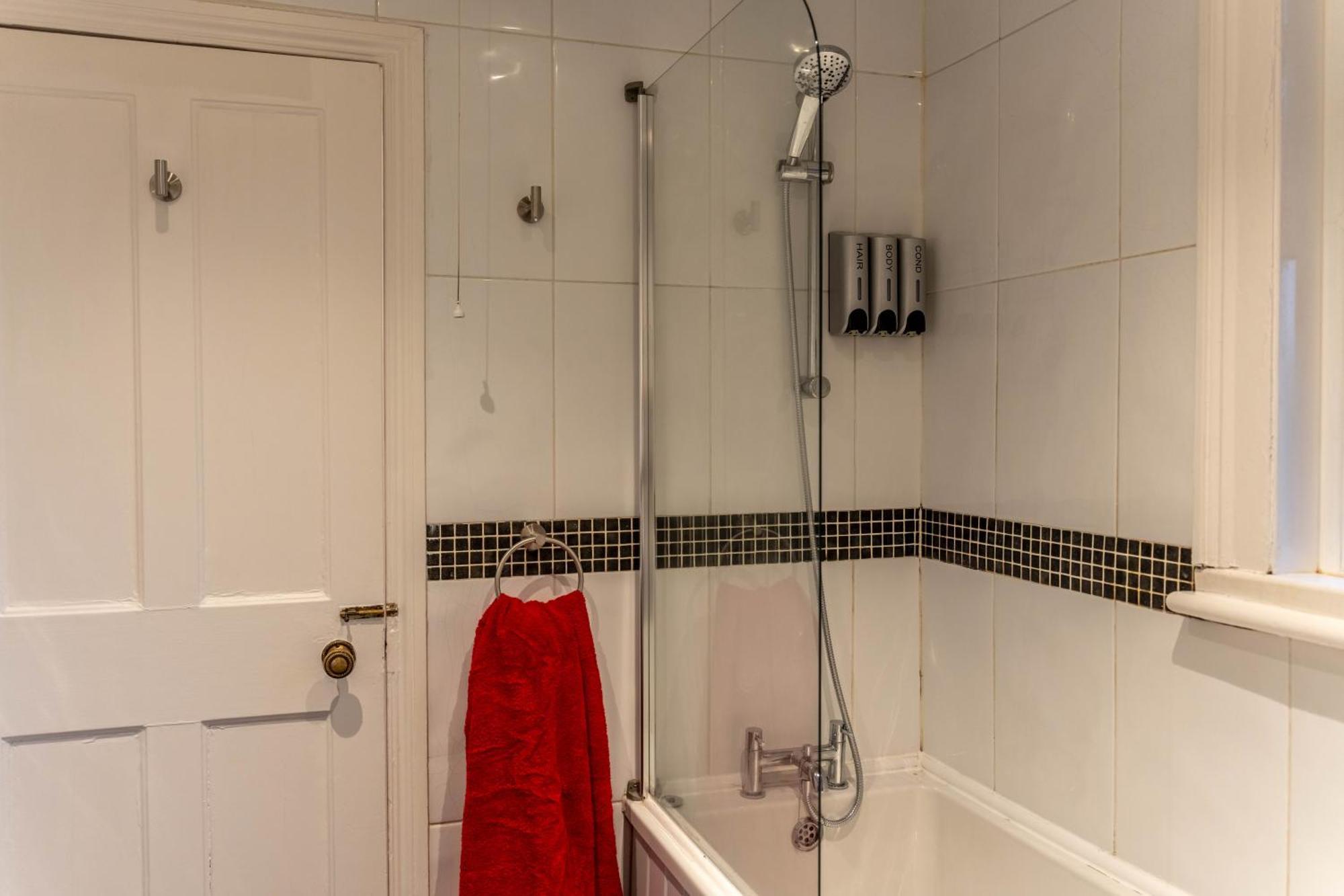Lodging In Carrickfergus Centre المظهر الخارجي الصورة